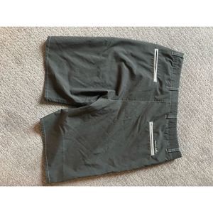 Travis Mathew Shorts (SZ 34)